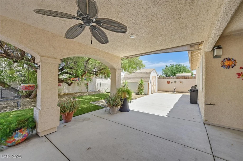6920 Haven Hollow, Las Vegas, NV 89130