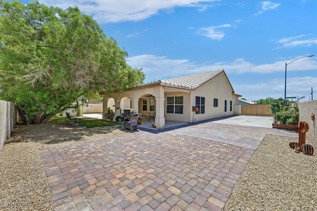 6920 Haven Hollow, Las Vegas, NV 89130