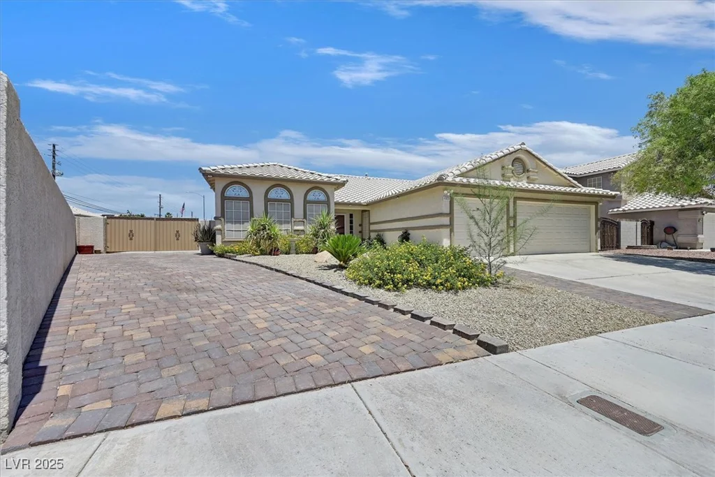 6920 Haven Hollow, Las Vegas, NV 89130