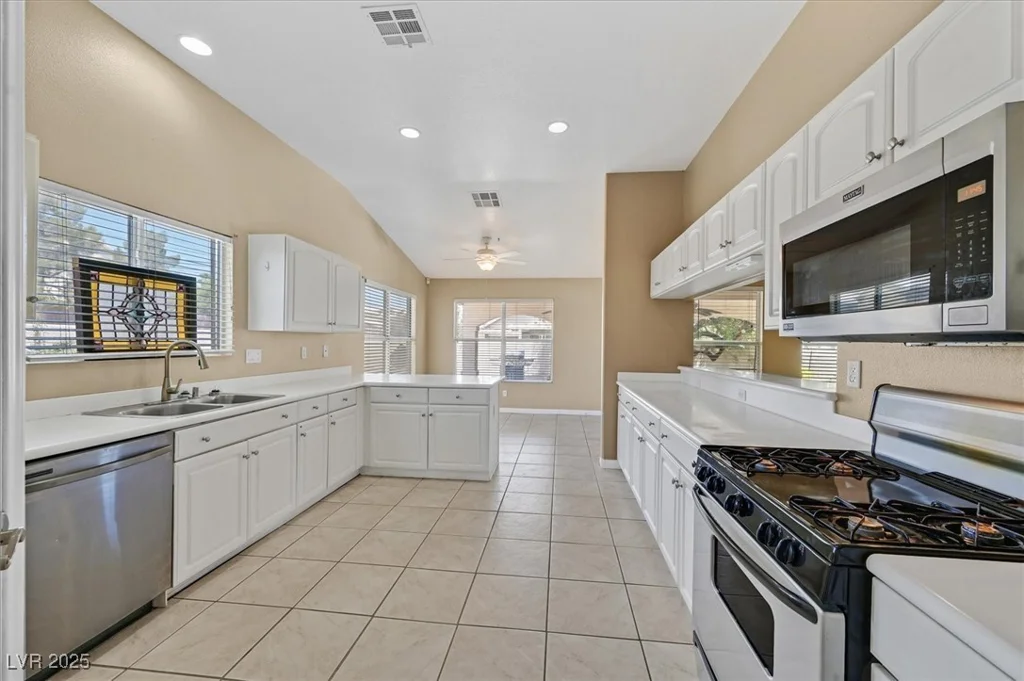 6920 Haven Hollow, Las Vegas, NV 89130