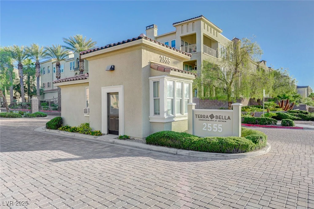 2555 Hampton, Henderson, NV 89052