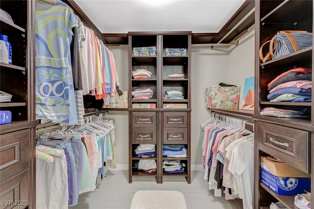 2555 Hampton, Henderson, NV 89052