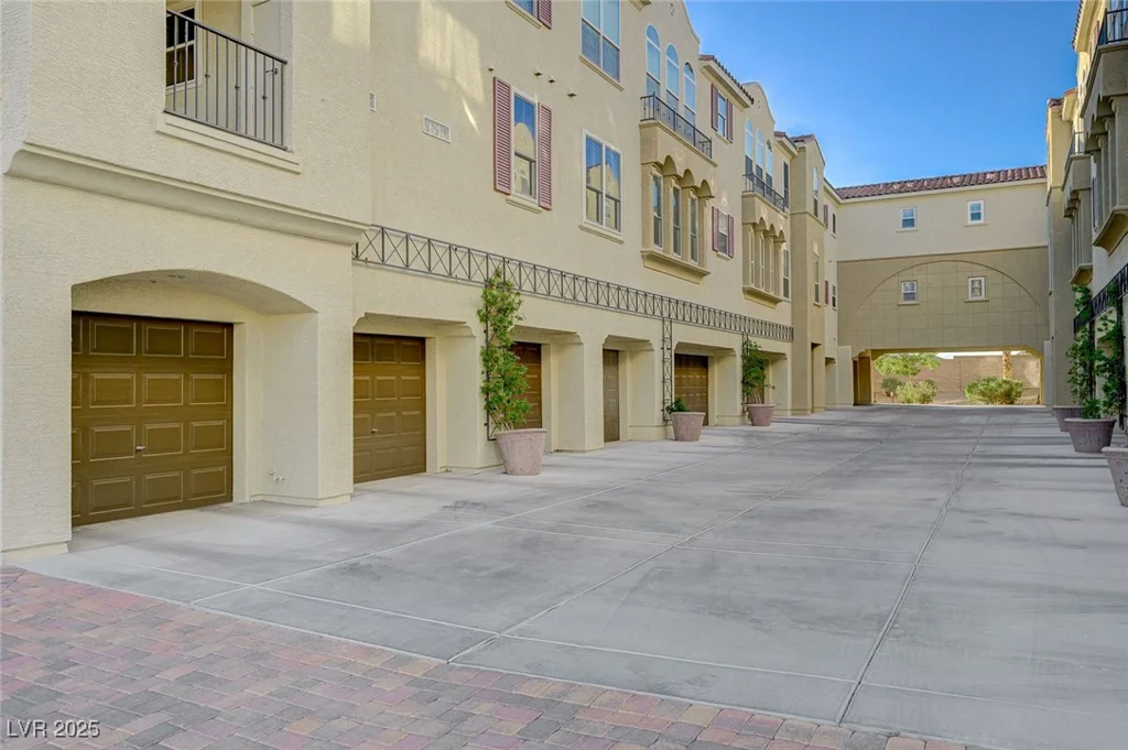 2555 Hampton, Henderson, NV 89052