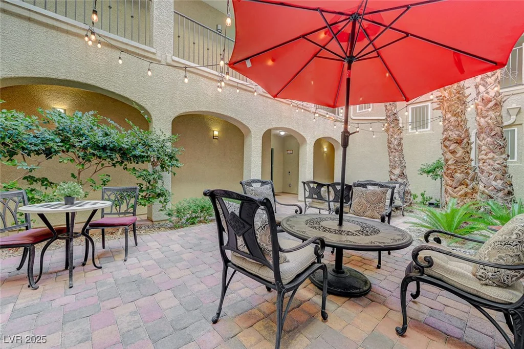 2555 Hampton, Henderson, NV 89052