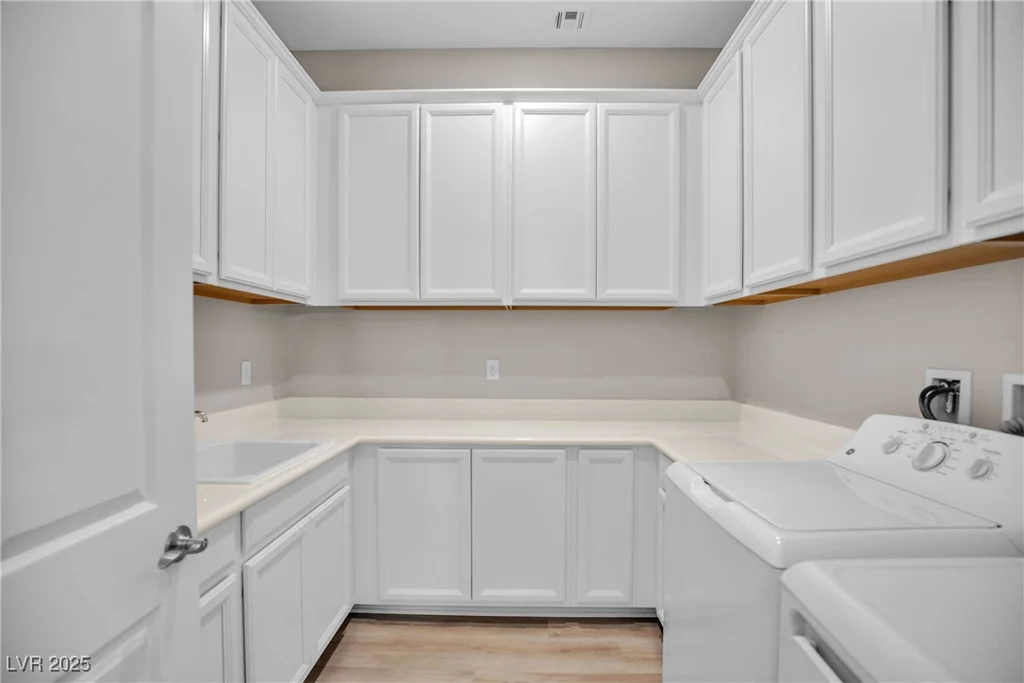 665 Look Lively, Henderson, NV 89011