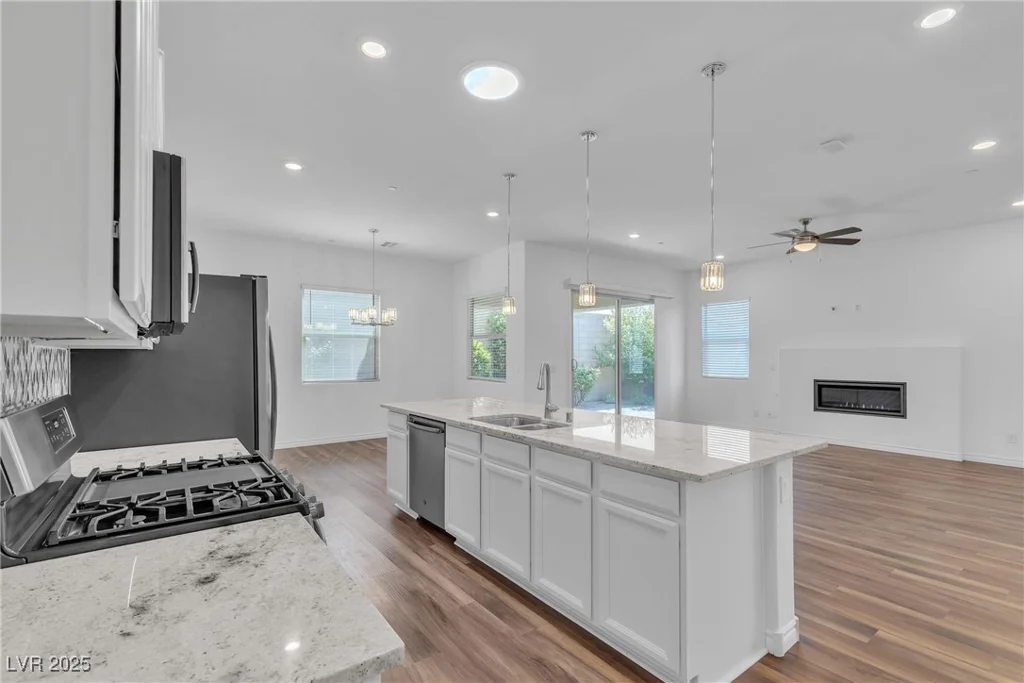 660 Otter Brook, Henderson, NV 89011