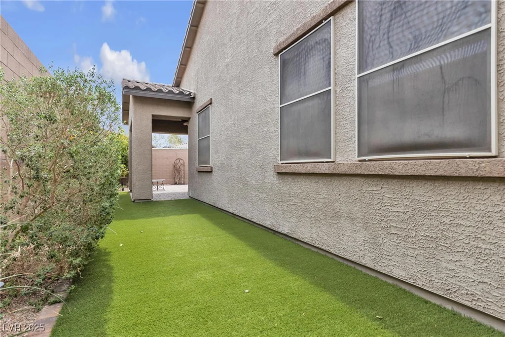 660 Otter Brook, Henderson, NV 89011