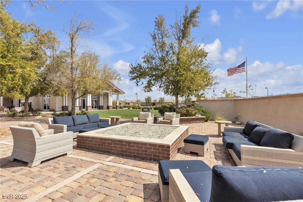 660 Otter Brook, Henderson, NV 89011