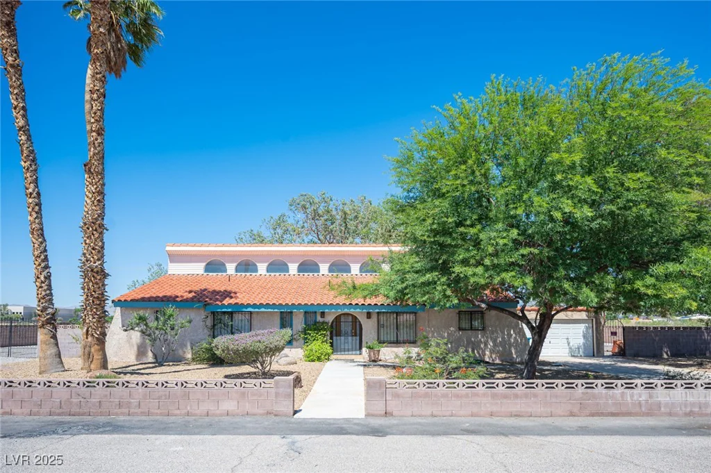 3790 Moberly, Las Vegas, NV 89139