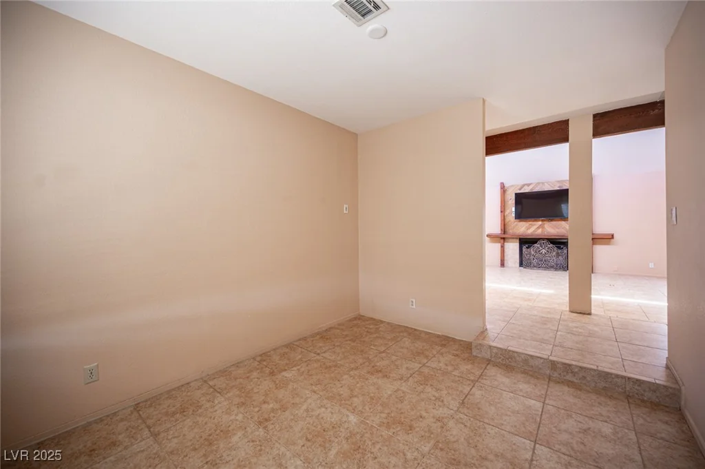 3790 Moberly, Las Vegas, NV 89139