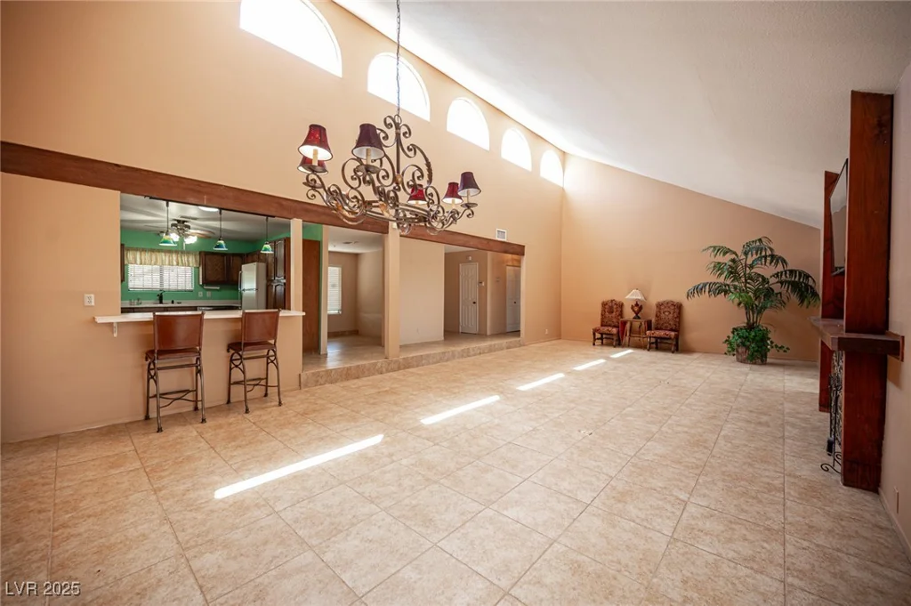 3790 Moberly, Las Vegas, NV 89139