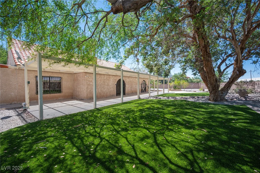 3790 Moberly, Las Vegas, NV 89139