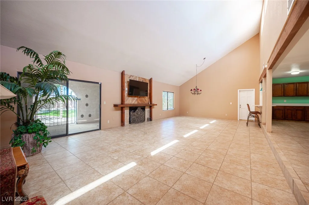 3790 Moberly, Las Vegas, NV 89139