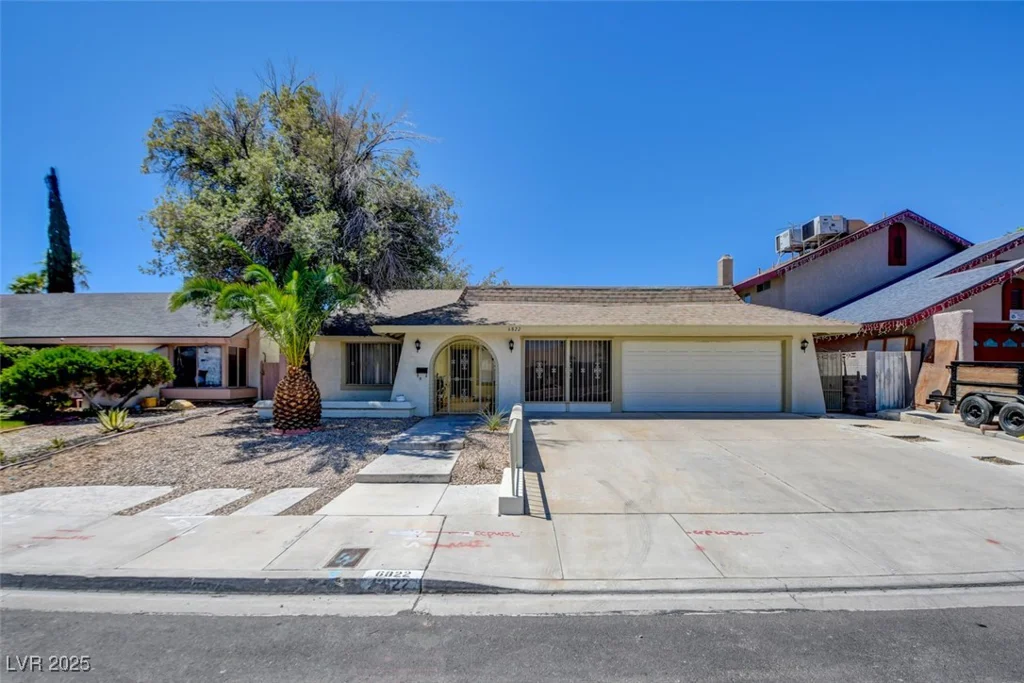 6822 Garden Grove, Las Vegas, NV 89103