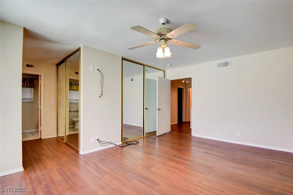 6822 Garden Grove, Las Vegas, NV 89103