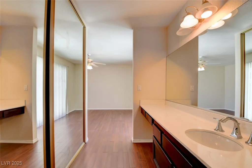 6822 Garden Grove, Las Vegas, NV 89103