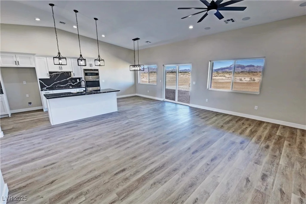 1800 Huckleberry, Pahrump, NV 89048
