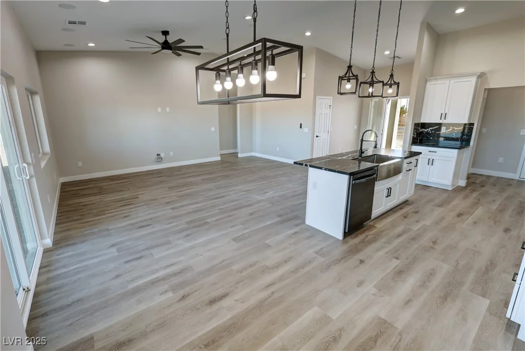 1800 Huckleberry, Pahrump, NV 89048
