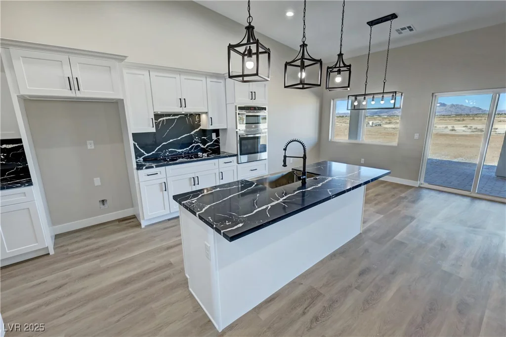 1800 Huckleberry, Pahrump, NV 89048