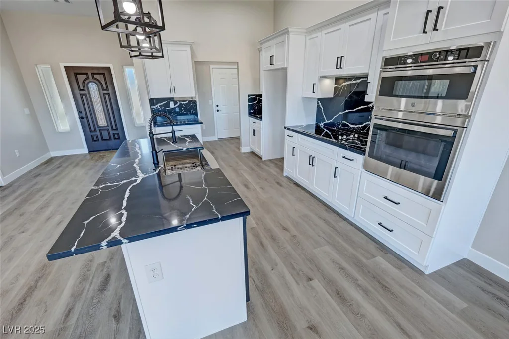 1800 Huckleberry, Pahrump, NV 89048