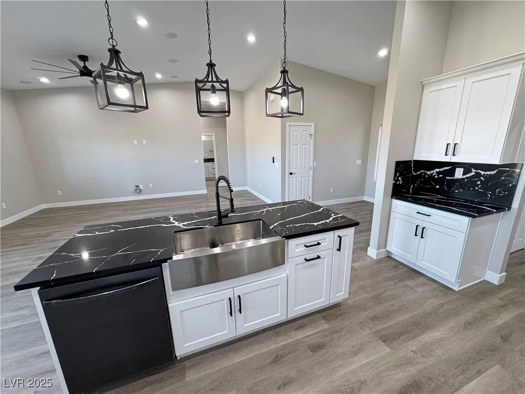 1800 Huckleberry, Pahrump, NV 89048