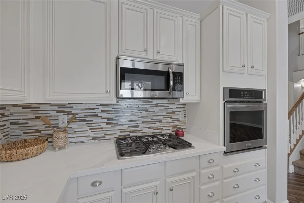 12 Golden View, Henderson, NV 89012