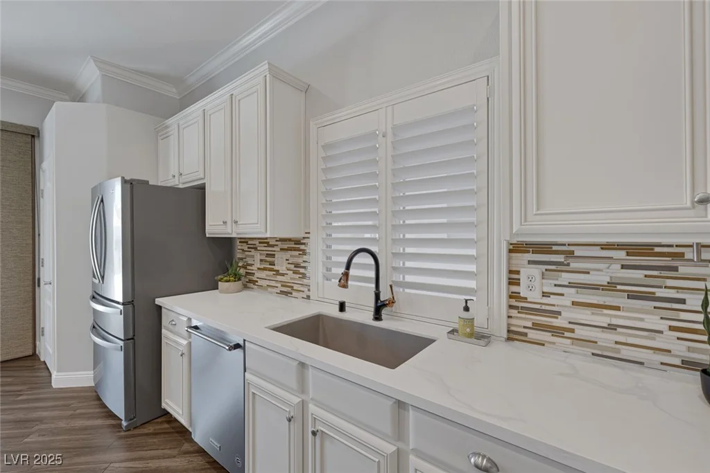 12 Golden View, Henderson, NV 89012