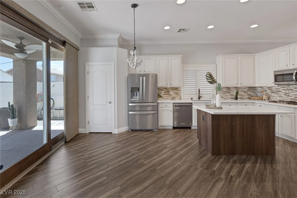 12 Golden View, Henderson, NV 89012