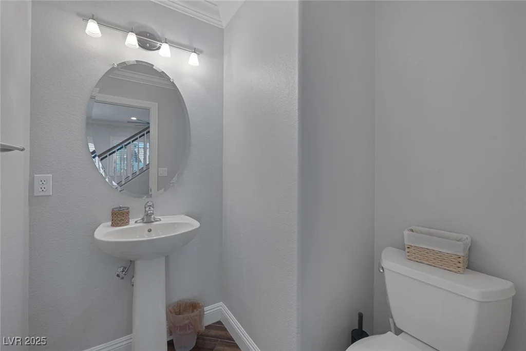 12 Golden View, Henderson, NV 89012