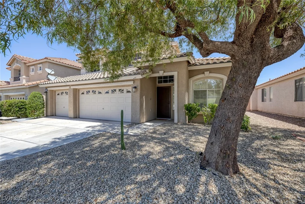 12 Golden View, Henderson, NV 89012