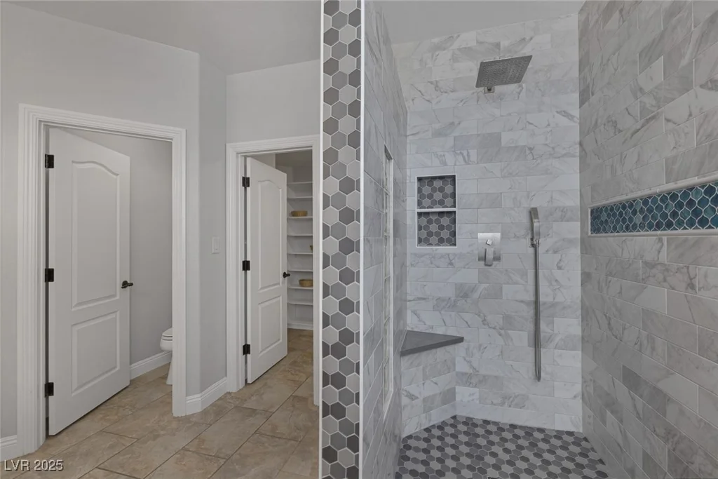 12 Golden View, Henderson, NV 89012