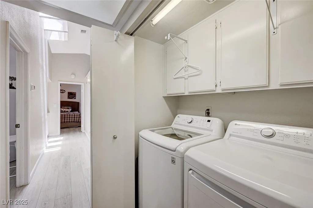 7019 Shadow Crest, Las Vegas, NV 89119