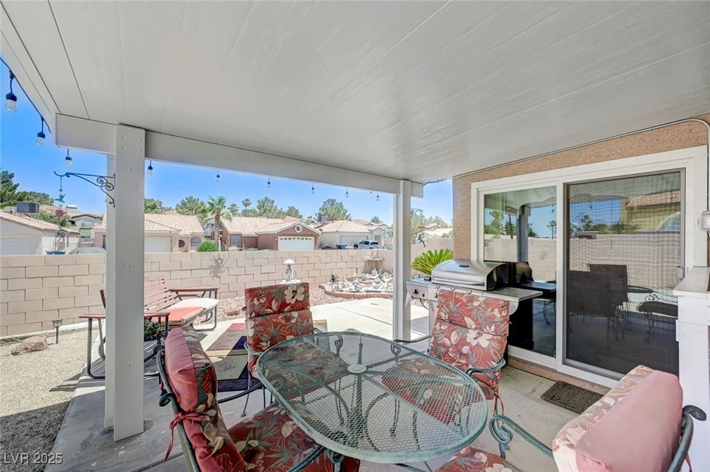 7019 Shadow Crest, Las Vegas, NV 89119