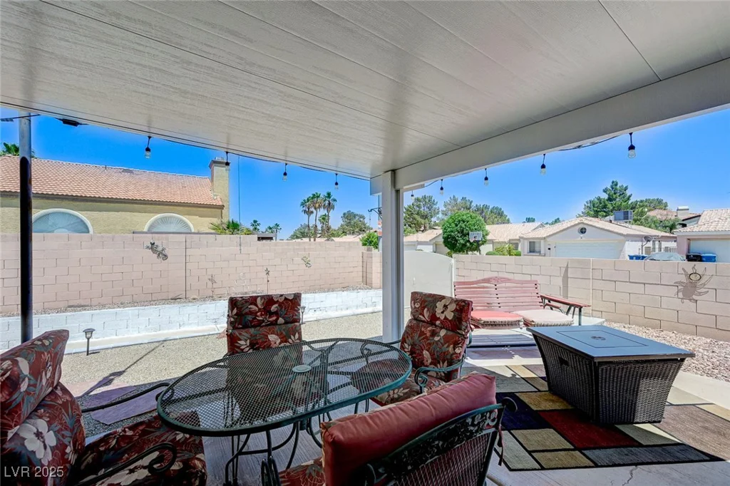 7019 Shadow Crest, Las Vegas, NV 89119