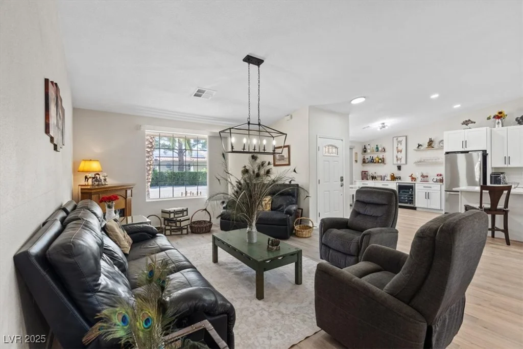 7675 Butterscotch, Las Vegas, NV 89131