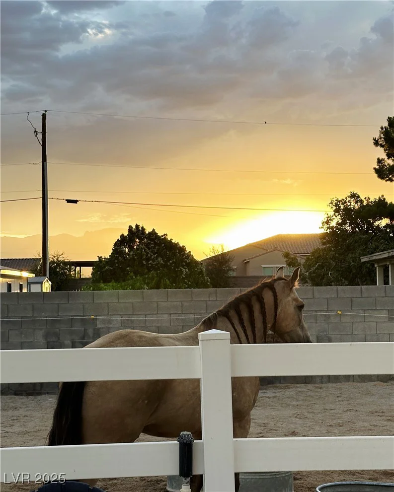7675 Butterscotch, Las Vegas, NV 89131
