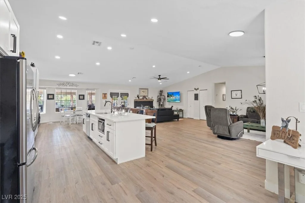 7675 Butterscotch, Las Vegas, NV 89131