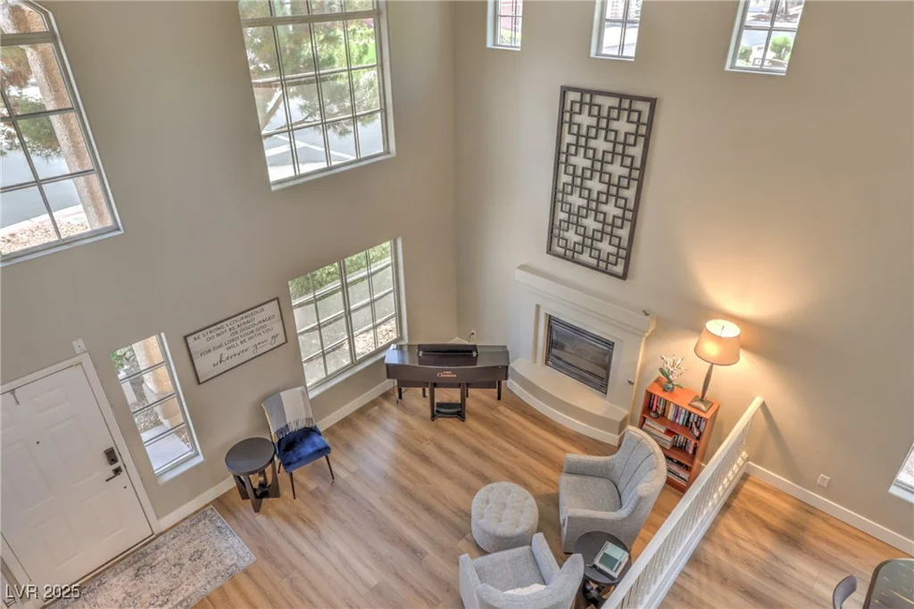 8221 Ebony Peak, Las Vegas, NV 89143