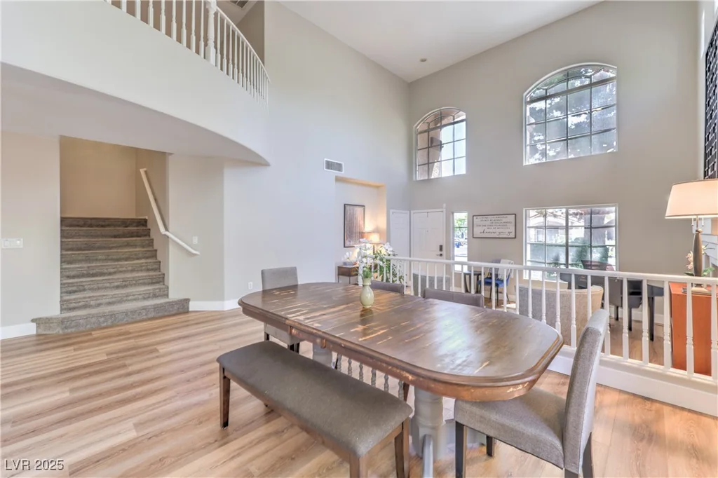 8221 Ebony Peak, Las Vegas, NV 89143