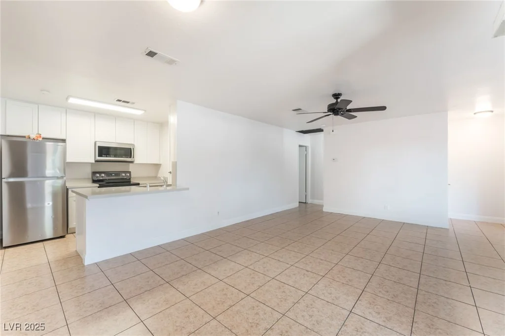 5101 Renault, Las Vegas, NV 89142