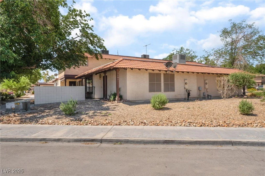 5101 Renault, Las Vegas, NV 89142