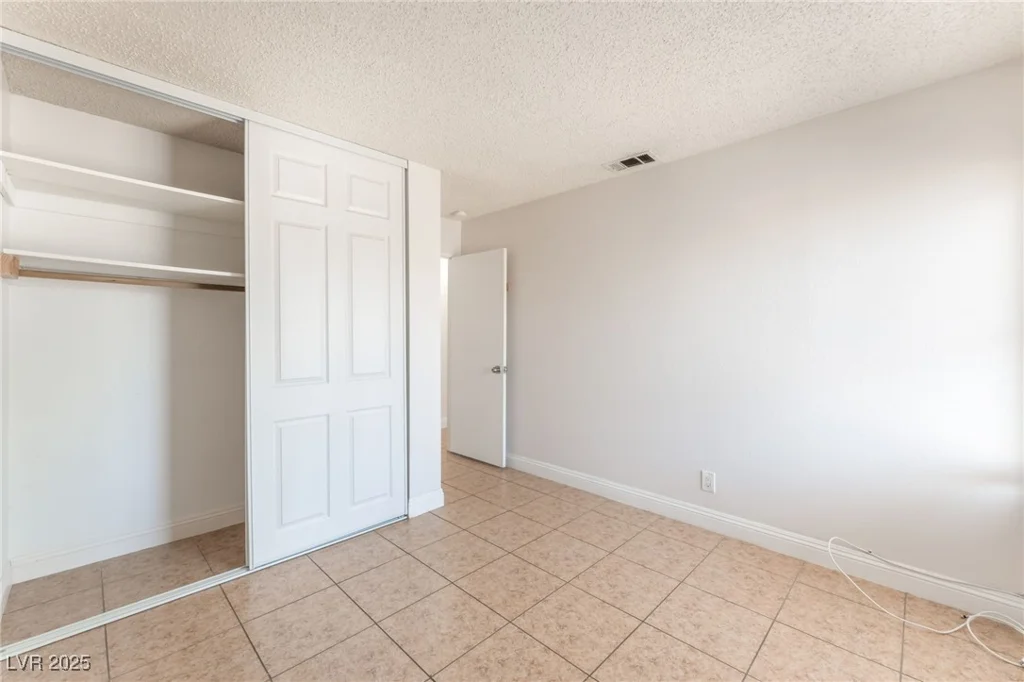 5101 Renault, Las Vegas, NV 89142
