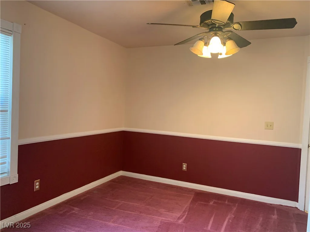 6704 Lost River, Las Vegas, NV 89108