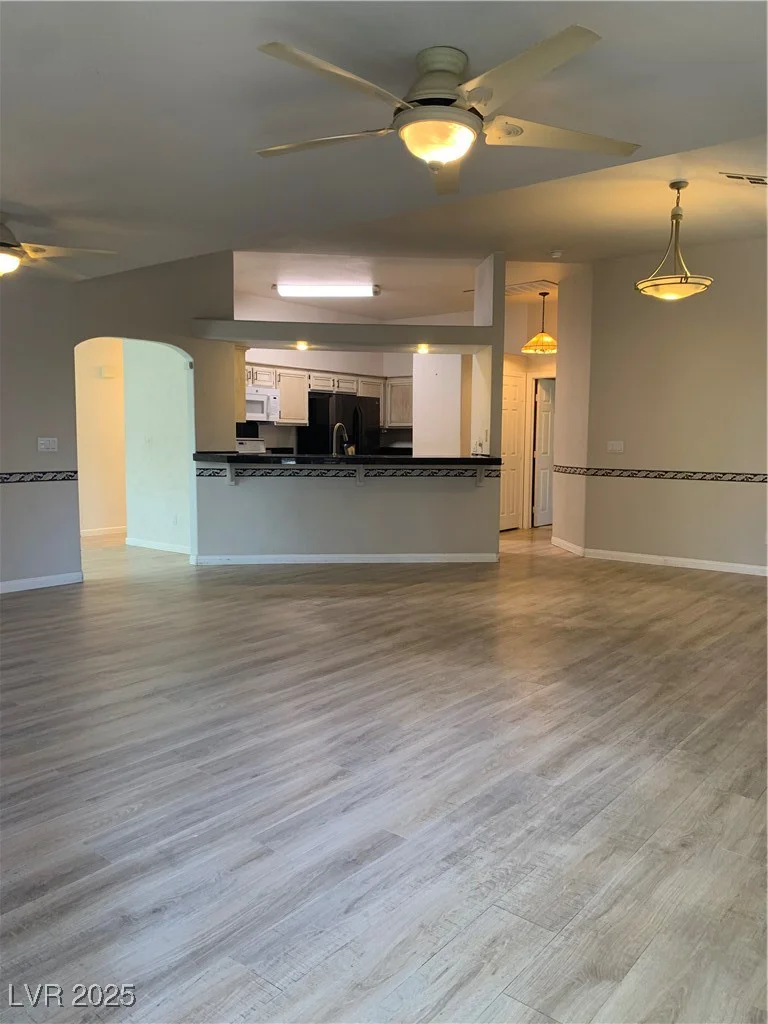 6704 Lost River, Las Vegas, NV 89108