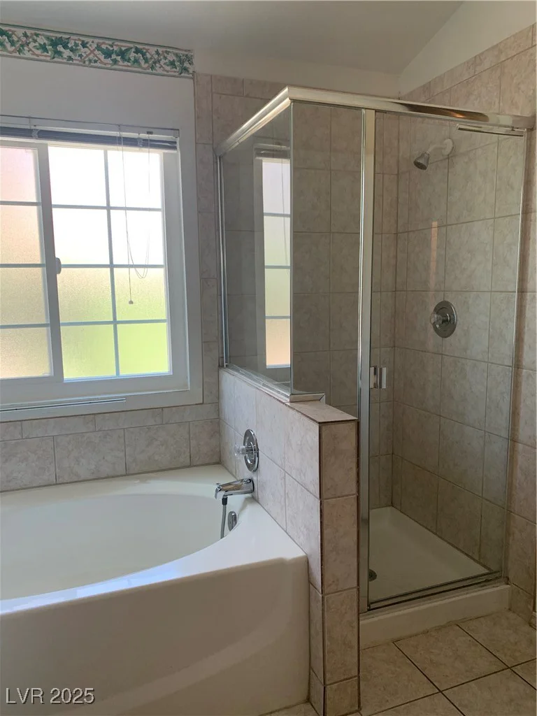 6704 Lost River, Las Vegas, NV 89108