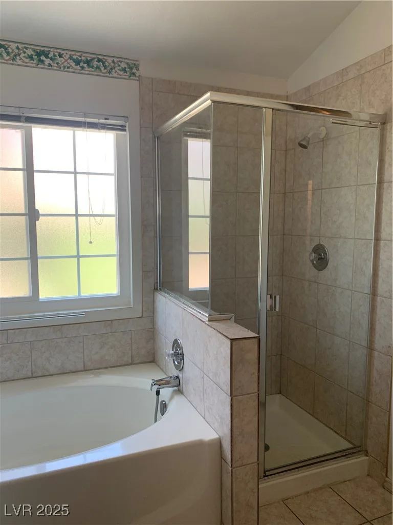 6704 Lost River, Las Vegas, NV 89108