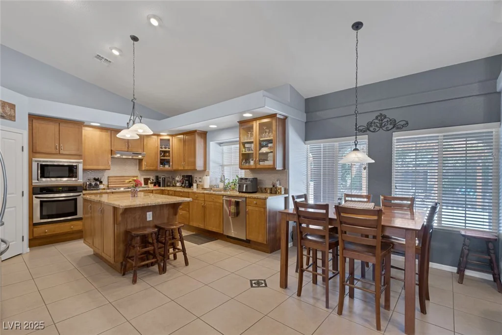 9015 Tenaya, Las Vegas, NV 89113
