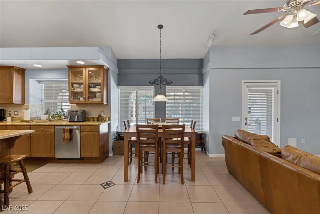9015 Tenaya, Las Vegas, NV 89113