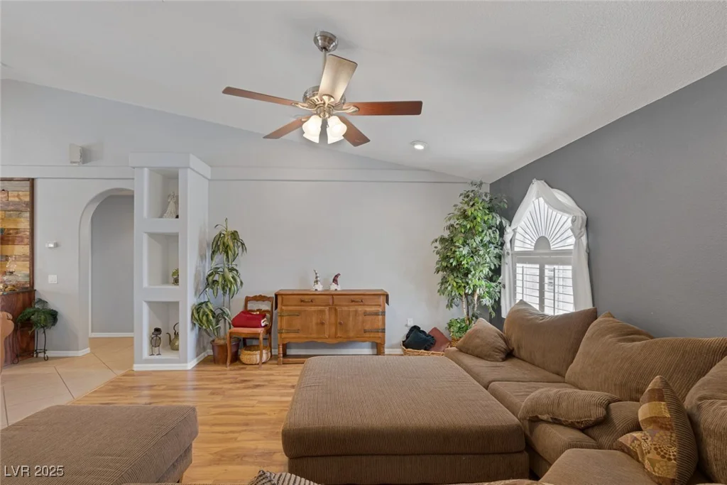 9015 Tenaya, Las Vegas, NV 89113