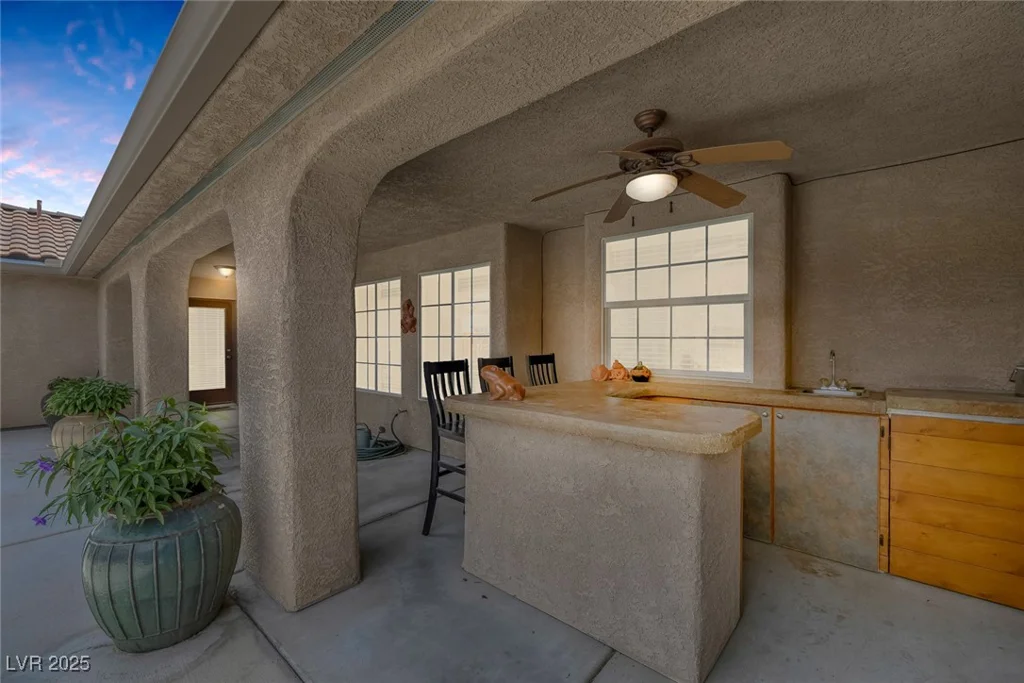 9015 Tenaya, Las Vegas, NV 89113